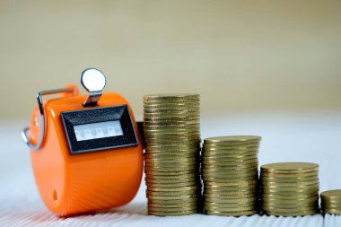 Taksitli sayaç veya 0000 numarayla, adım madalyonun sayma makinesi