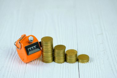 Taksitli sayaç veya 0000 numarayla, adım madalyonun sayma makinesi