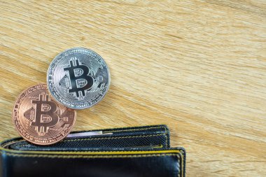 Bitcoin dijital para yerine gerçek para, bit-leath ile para