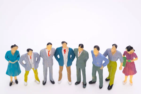 Grupo de figura miniatura hombre de negocios o gente pequeña inversor a — Foto de Stock