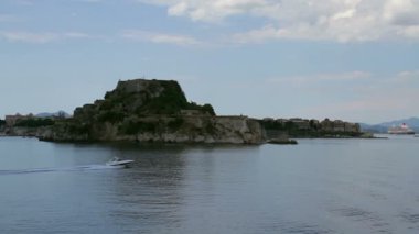Korfu Adası, adada kale, bağlantı noktası için görünüm ve eski Korfu Corfu Island Yunanistan, Korfu Adası yelken ile Defne defne 