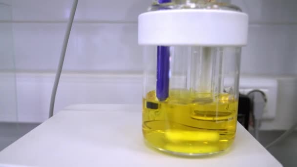 Coulometrische Titrator Close Laboratoriummetingen Close Laboratoriumonderzoek Moderne Laboratoriumapparatuur — Stockvideo