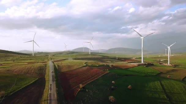 Widok Powietrza Elektrownię Wiatrową Zachodzie Słońca Widok Lotu Ptaka Turbinami — Wideo stockowe