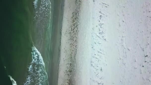 Aerial View Beach Sea Waves Aerial Drone Footage Ocean Waves — ストック動画