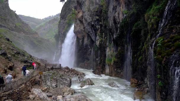 Parque Nacional Aladaglar Cascadas Cascada Parque Nacional Aladaglar Turquía Kapuzbasi — Vídeos de Stock