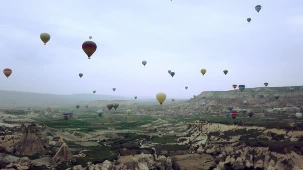Pemandangan Udara Balon Saat Matahari Terbit Cappadocia Banyak Balon Atas — Stok Video