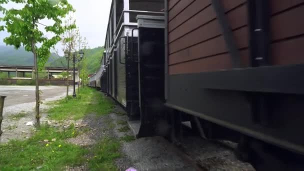 Camminando Lungo Treno Retrò Vecchia Locomotiva Vapore Primo Piano Treno — Video Stock