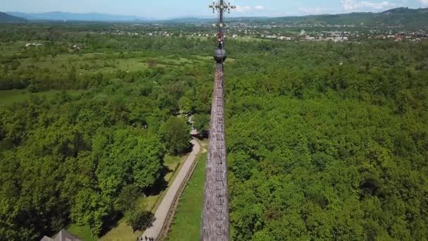 Die Höchste Holzkirche Der Welt Luftaufnahme Des Klosters Sapanta Peri — Stockvideo