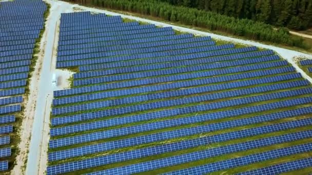 Letecký Pohled Solární Elektrárnu Letecký Pohled Solární Farmu Slunečním Světlem — Stock video