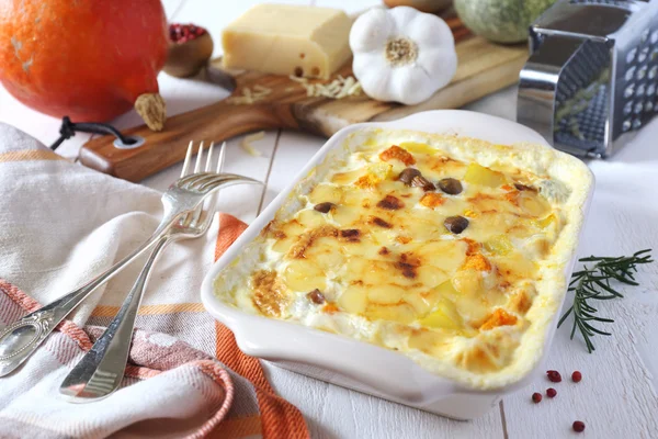 Gratin vegetale e ingredienti — Foto Stock