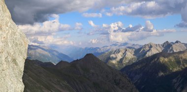 Fransız Alps. Dağ manzarası