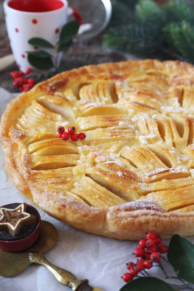 Winter dessert: apple tart