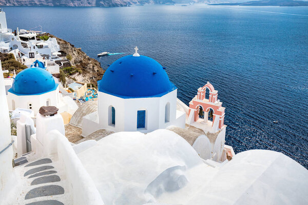 Бело-синий Санторини
 