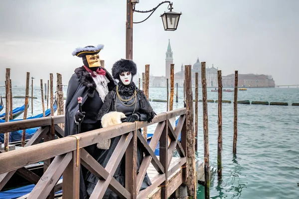 Venice Italy February Black Carnaval Mask Long Feathered Hat Red — Stock Photo, Image