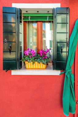 pencere kepenkleri ile