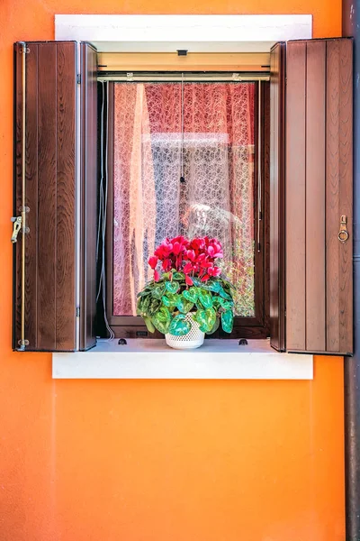 Pintoresca ventana de Burano — Foto de Stock