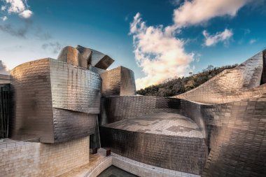 Guggenheim Müzesi bilbao