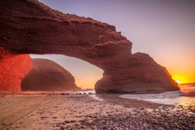 Kırmızı kemer Legzira Beach