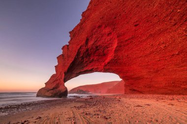 Kırmızı kemer Legzira Beach