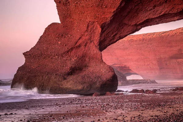 Archi rossi della spiaggia di Legzira — Foto Stock