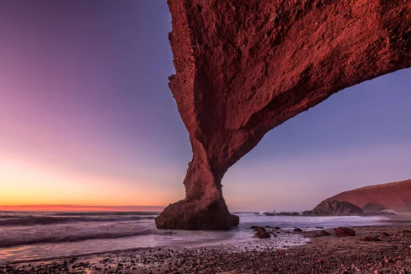 Kırmızı kemer Legzira Beach — Stok fotoğraf