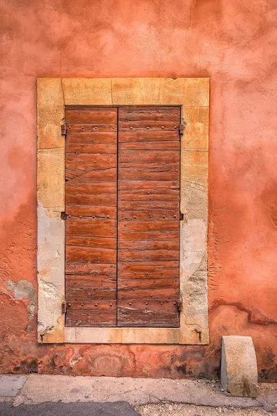 Ventanas y puertas —  Fotos de Stock