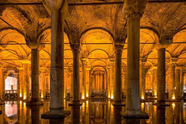 The Basilica Cistern — Stock Photo, Image