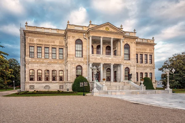 Le palais Dolmabahce — Photo