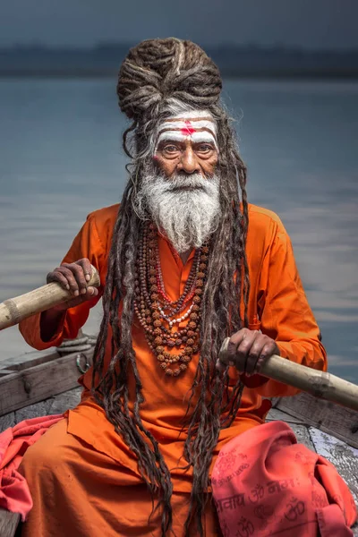 Holy Varanasi man — Stock Photo, Image