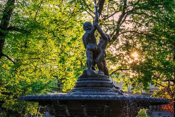 Yeşil park Riga. — Stok fotoğraf