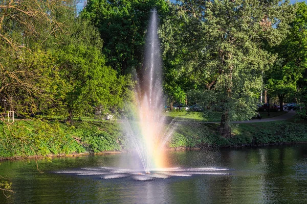 Yeşil park Riga. — Stok fotoğraf