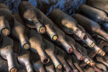 Kindzmarauli Gürcü şaraphane.