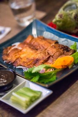 Pekin kızarmış ördek