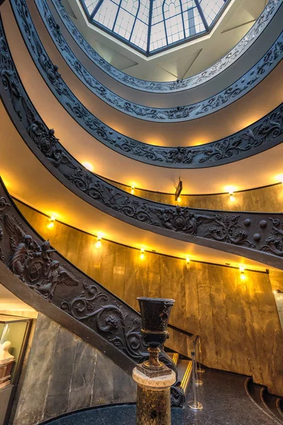 Spiraltrappa i Vatikanen — Stockfoto