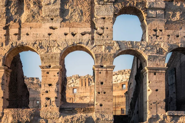 Colosseo al tramonto — Foto Stock