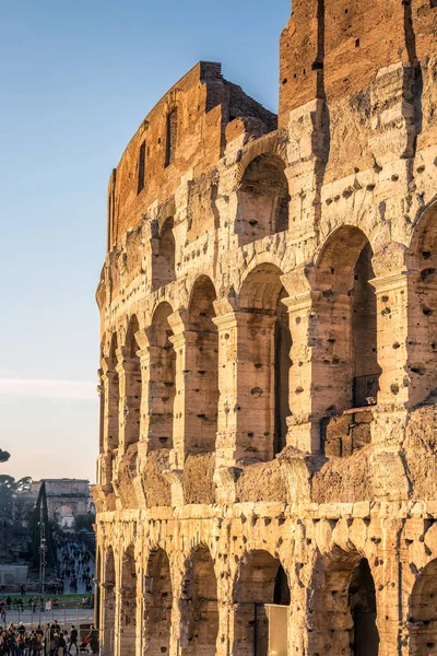 Colosseum naplementekor — Stock Fotó