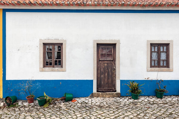 Деревянные двери Португалия
