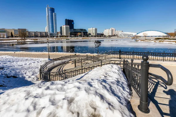 Minsk Winter Day Frozen Svisloch River Staircase Belarus — Stock Photo, Image