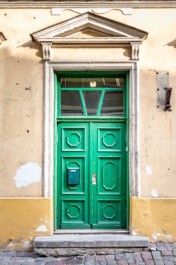 Tallinn süslü kapılar