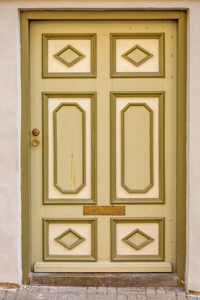 Tallinn decorated doors — Stock Photo, Image