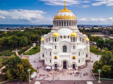 Saint Petersburg ana gösterileri