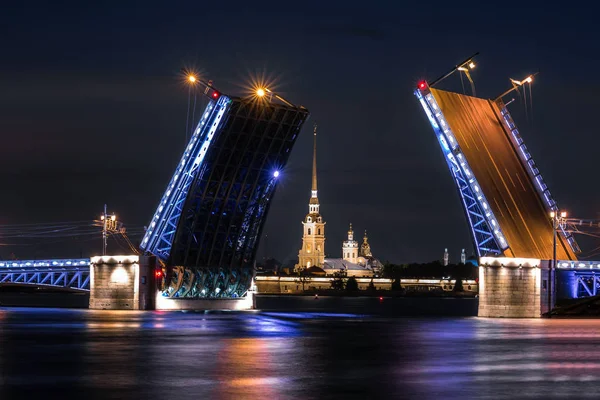 Saint petersburg Hauptattraktionen — Stockfoto