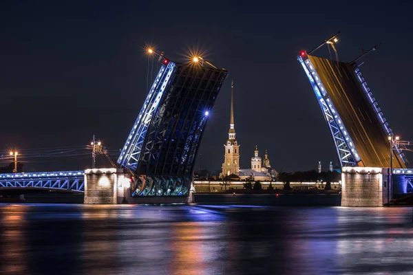 Санкт-Петербург головні пам'ятки — стокове фото