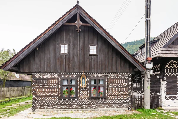 Vila de Cicmany Eslováquia — Fotografia de Stock
