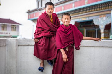 Hindistan 'daki Budist keşişler