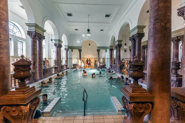 Avrupa gezisi Macaristan