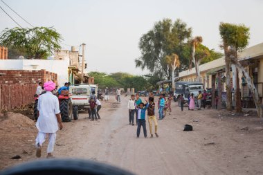 Hindistan gezisi başyazısı