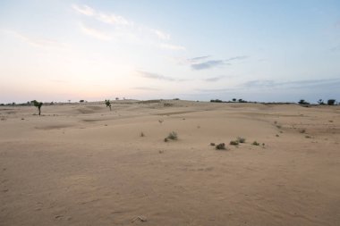 Hindistan gezisi başyazısı