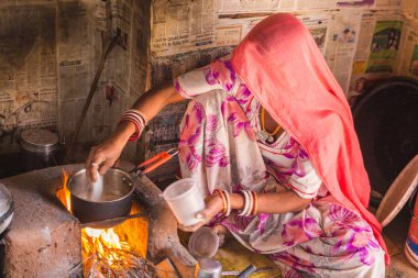 Hindistan gezisi başyazısı