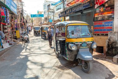 Hindistan gezisi başyazısı